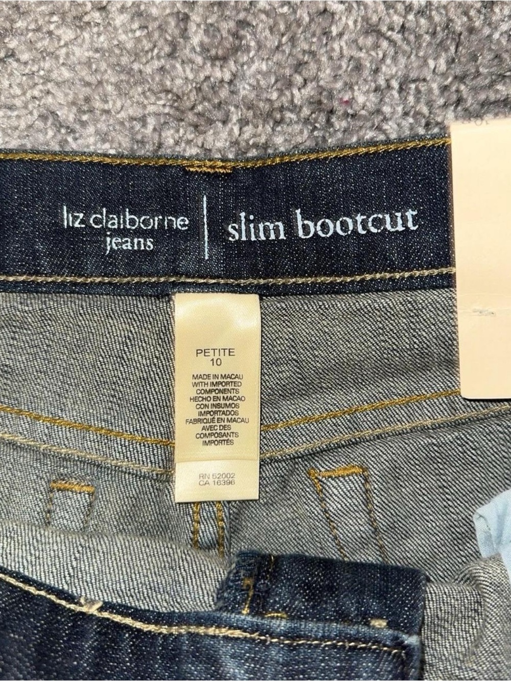 Y2K NWT deadstock Dark wash Liz Claiborne slim bootcut jeans - Picture 2 of 4